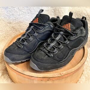 EUC Adidas Sahale X Stealth Rubber Sneakers Minimalist Hiking Unisex Men’s Sz 6